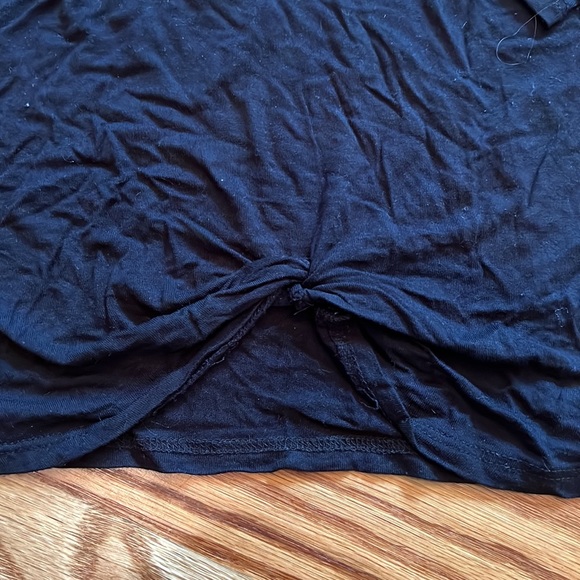 PixieLane long sleeve tee with knot front detail super soft material sz 6/7 - Picture 2 of 3